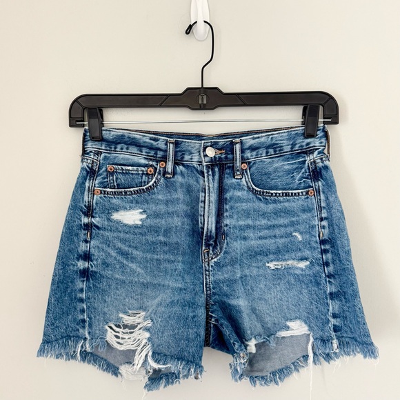 American Eagle 90s Boyfriend Shorts - Picture 2 of 7